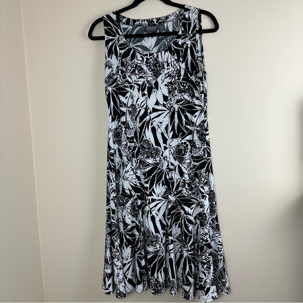 Additions by Chico's Jersey Knit Dress black&white canvass sketch style size 0